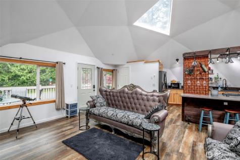 9203 Kootenai Drive Anderson Island WA 98303