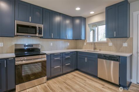 634 Island Circle SE Ocean Shores WA 98569