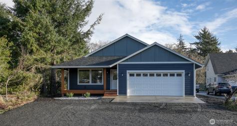 634 Island Circle SE Ocean Shores WA 98569