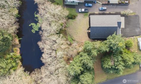 634 Island Circle SE Ocean Shores WA 98569