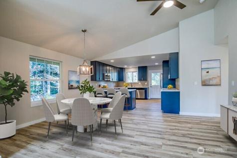 634 Island Circle SE Ocean Shores WA 98569