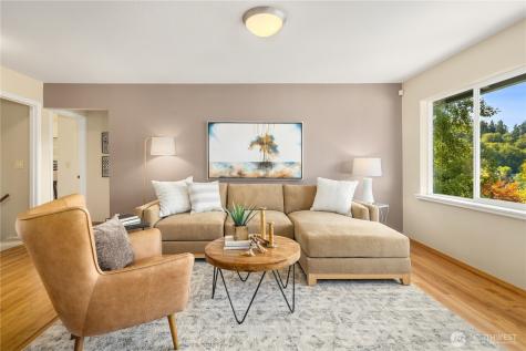 7929 SE 37th Street Mercer Island WA 98040