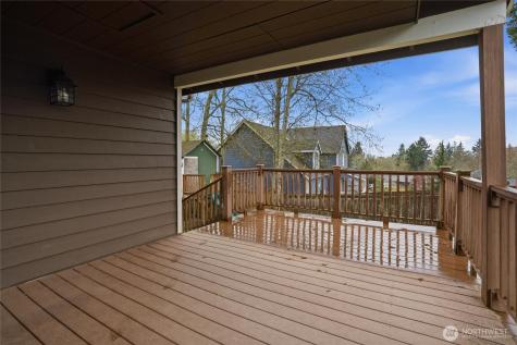 19855 Stavanger Loop NE Poulsbo WA 98370