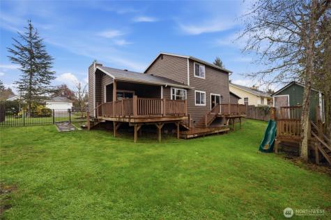 19855 Stavanger Loop NE Poulsbo WA 98370