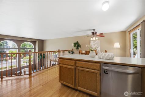 722 47th Street SE Auburn WA 98092