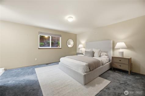 722 47th Street SE Auburn WA 98092