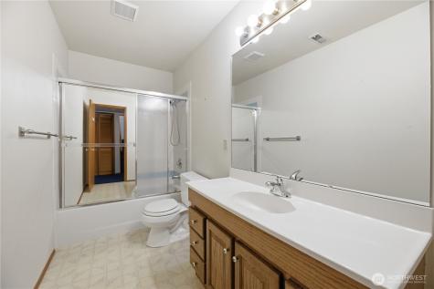 722 47th Street SE Auburn WA 98092
