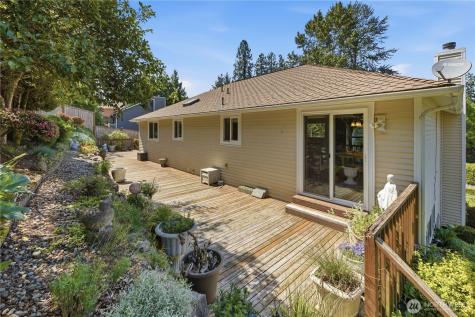 722 47th Street SE Auburn WA 98092