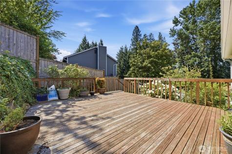 722 47th Street SE Auburn WA 98092