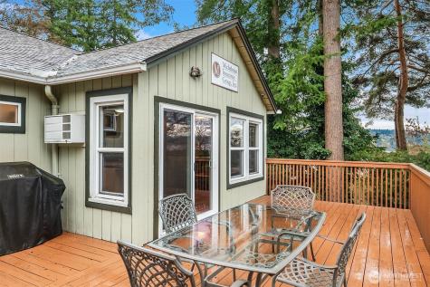 18023 62nd Avenue NE Kenmore WA 98028