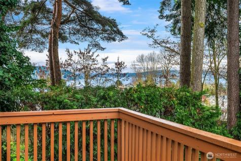 18023 62nd Avenue NE Kenmore WA 98028
