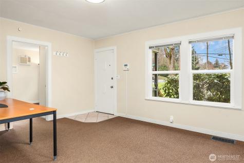 18023 62nd Avenue NE Kenmore WA 98028