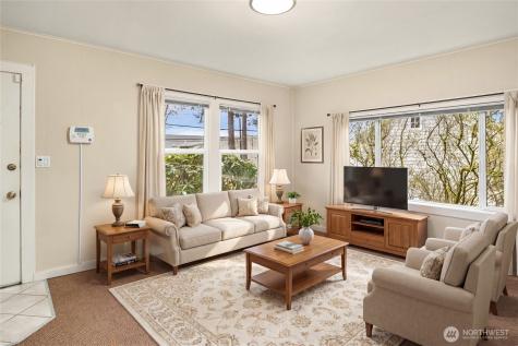 18023 62nd Avenue NE Kenmore WA 98028
