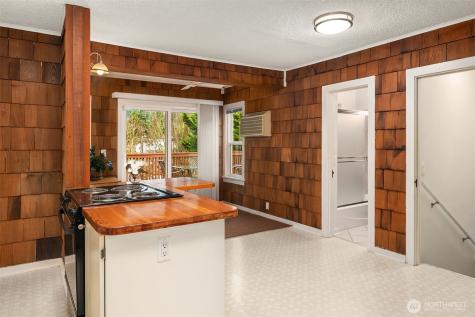 18023 62nd Avenue NE Kenmore WA 98028