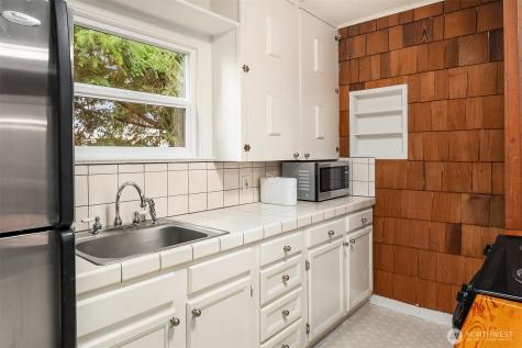 18023 62nd Avenue NE Kenmore WA 98028