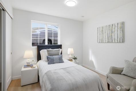 9812 59th Avenue S Seattle WA 98118