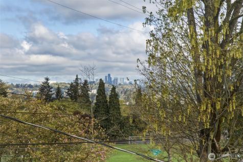 9812 59th Avenue S Seattle WA 98118