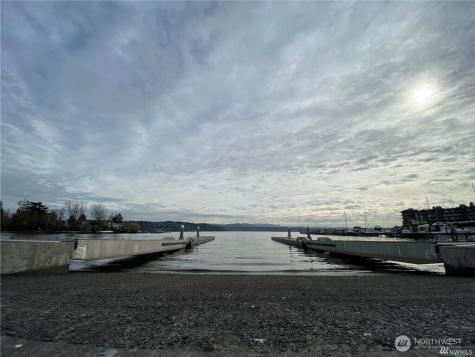 9812 59th Avenue S Seattle WA 98118