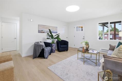 9812 59th Avenue S Seattle WA 98118