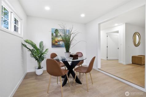 9812 59th Avenue S Seattle WA 98118