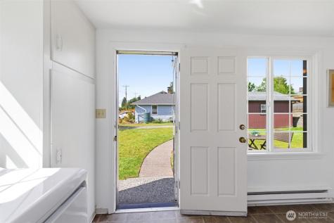 7306 S 115th Street Seattle WA 98178