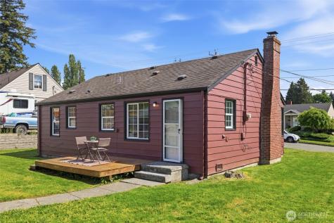7306 S 115th Street Seattle WA 98178