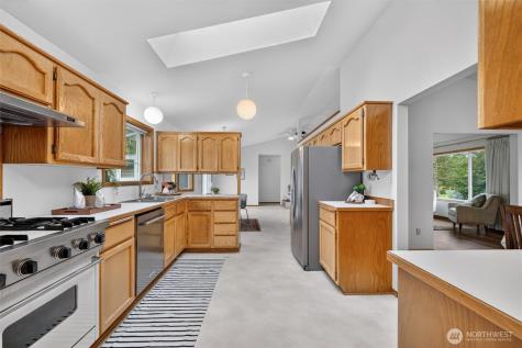 5581 Mission Road Bellingham WA 98226