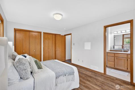 5581 Mission Road Bellingham WA 98226