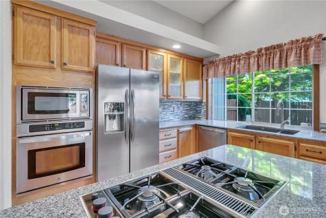 9216 78th Street SW Tacoma WA 98498
