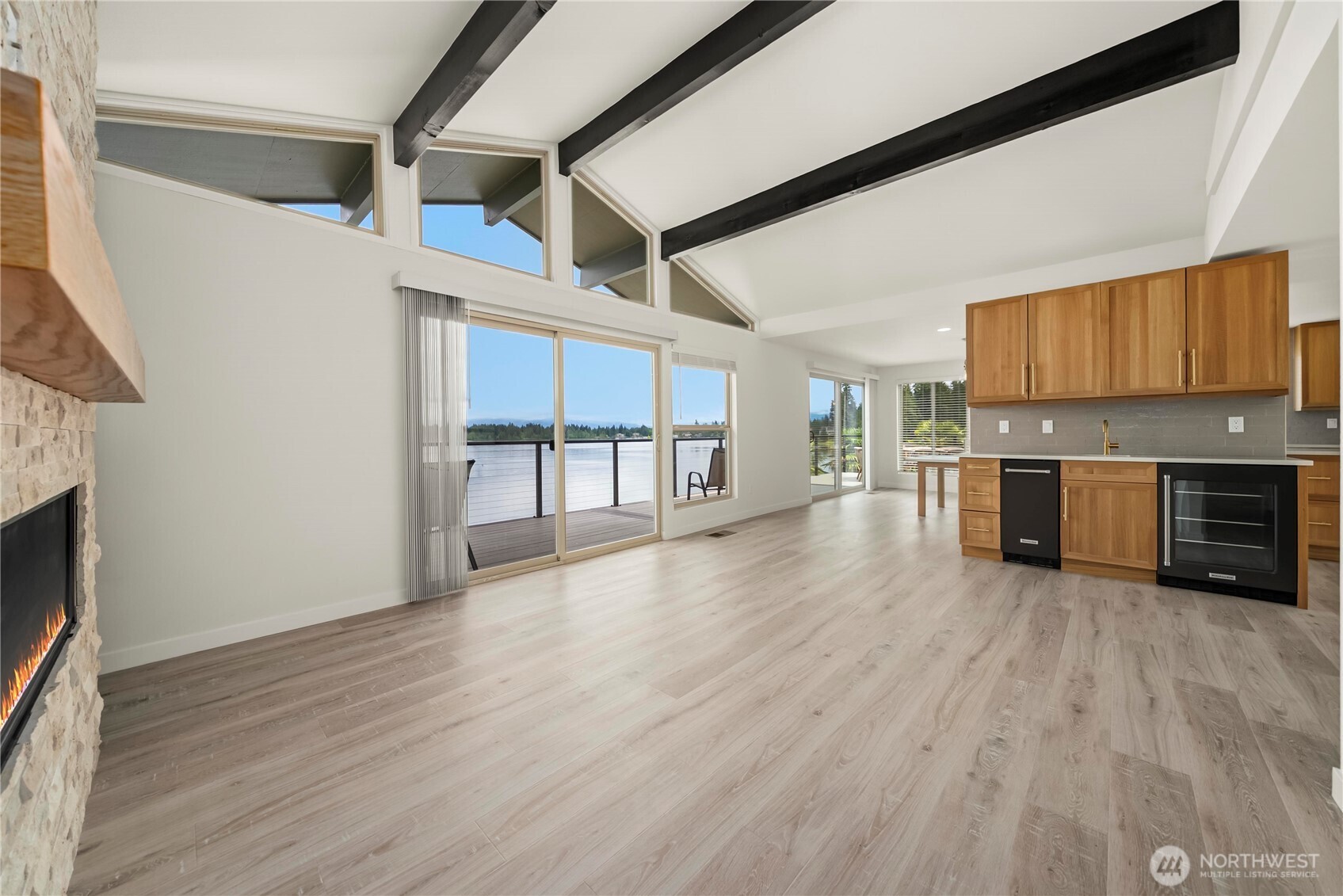 4905 Jenks Point Way E Lake Tapps WA 98391