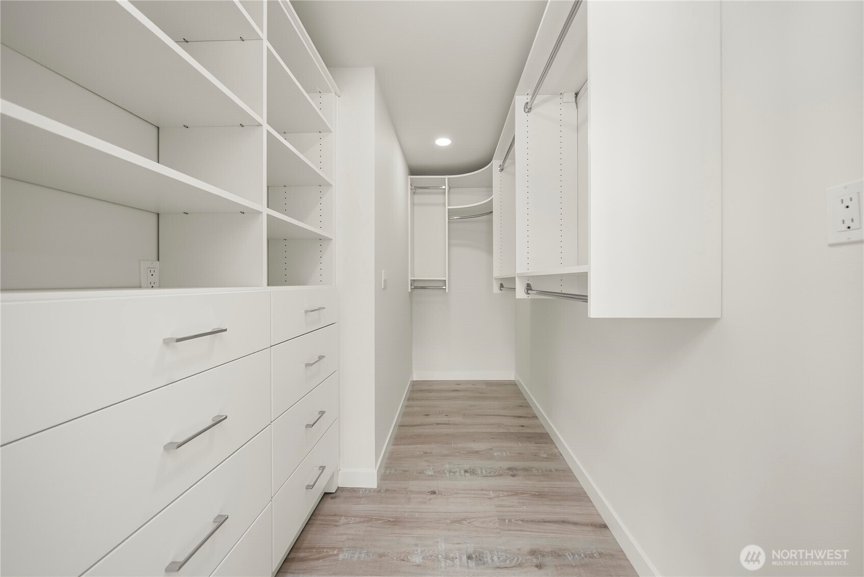 4905 Jenks Point Way E Lake Tapps WA 98391