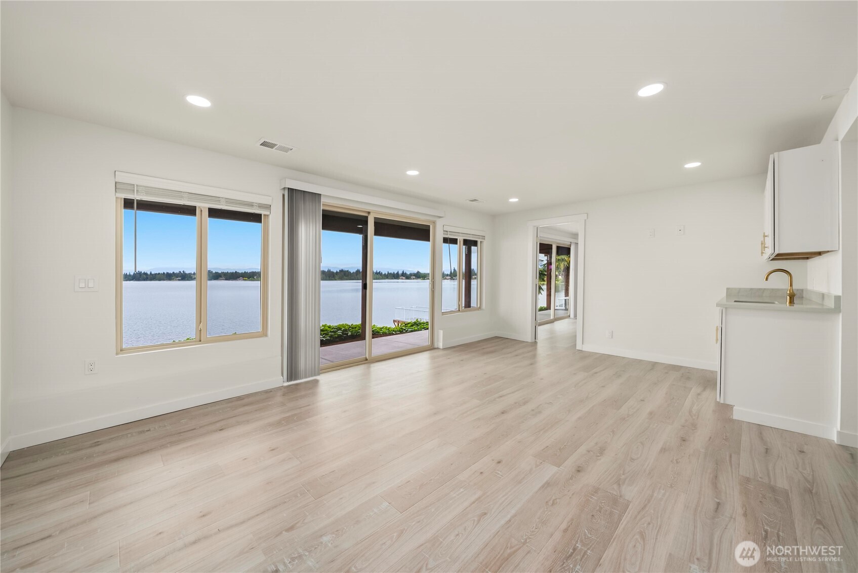 4905 Jenks Point Way E Lake Tapps WA 98391