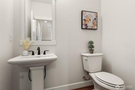 1321 Greenwich Walk NE Issaquah WA 98029