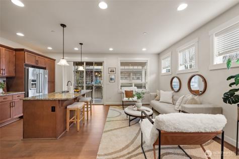 1321 Greenwich Walk NE Issaquah WA 98029