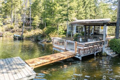 3 NE Wildberry Lake Drive Tahuya WA 98588