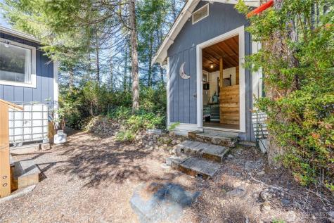 3 NE Wildberry Lake Drive Tahuya WA 98588