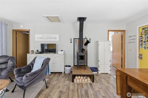 3 NE Wildberry Lake Drive Tahuya WA 98588