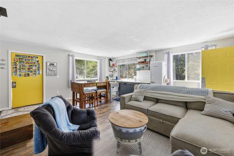 3 NE Wildberry Lake Drive Tahuya WA 98588