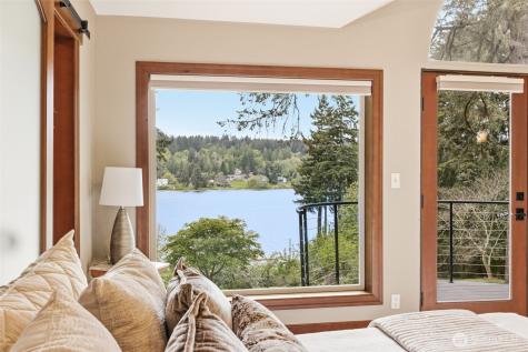 14612 Sherman Drive NW Gig Harbor WA 98332