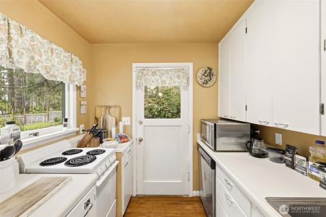 14612 Sherman Drive NW Gig Harbor WA 98332