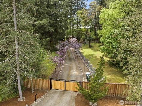 14612 Sherman Drive NW Gig Harbor WA 98332