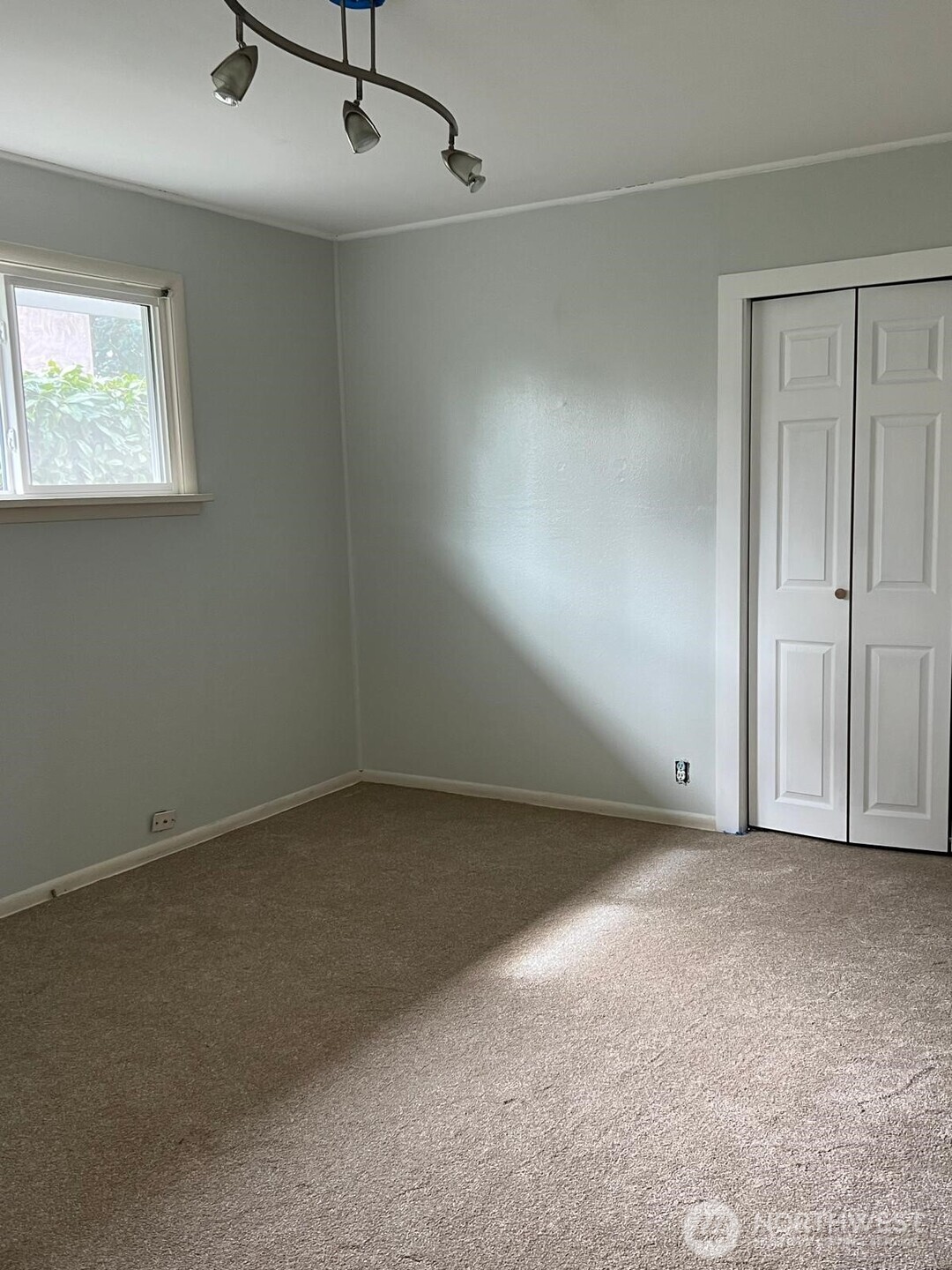 7756 14th Avenue SW Seattle WA 98106