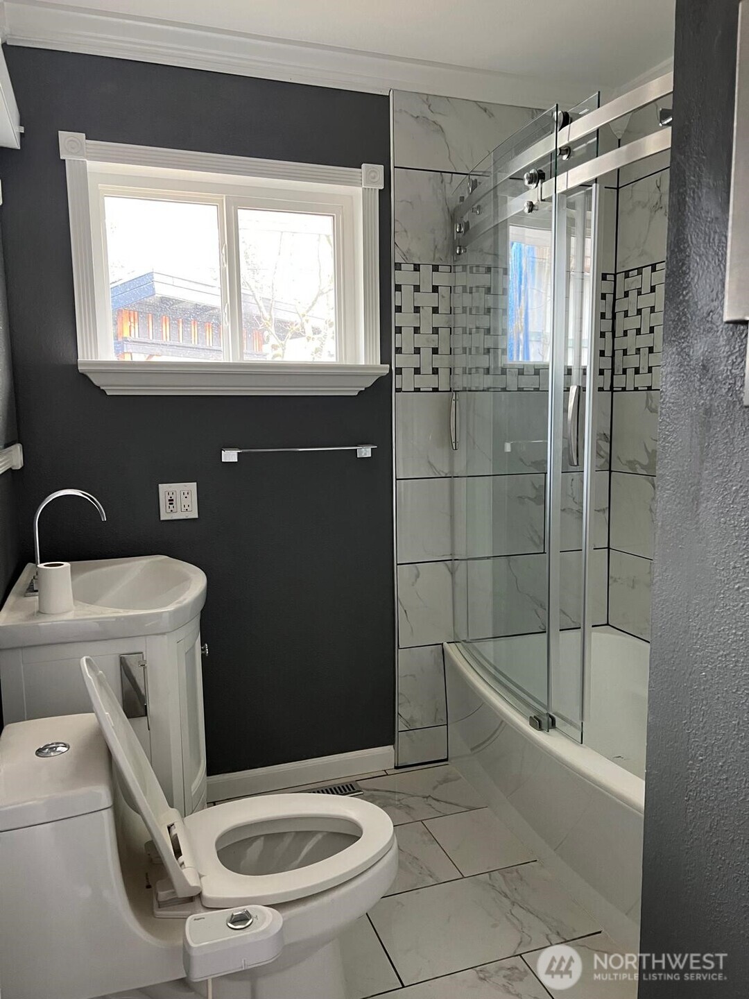 7756 14th Avenue SW Seattle WA 98106
