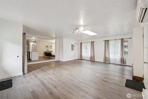 20911 W Richmond Road Bothell WA 98021