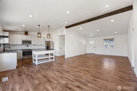 3063 Conarty Road Malaga WA 98828
