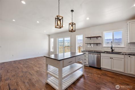 3063 Conarty Road Malaga WA 98828