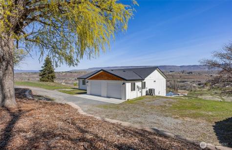 3063 Conarty Road Malaga WA 98828