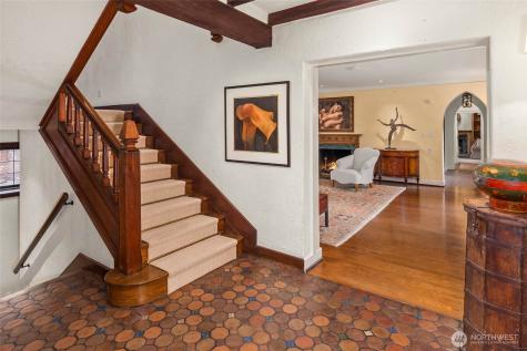 300 Maiden Lane E Seattle WA 98112