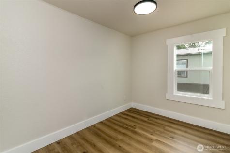 8915 226th Graham WA 98338
