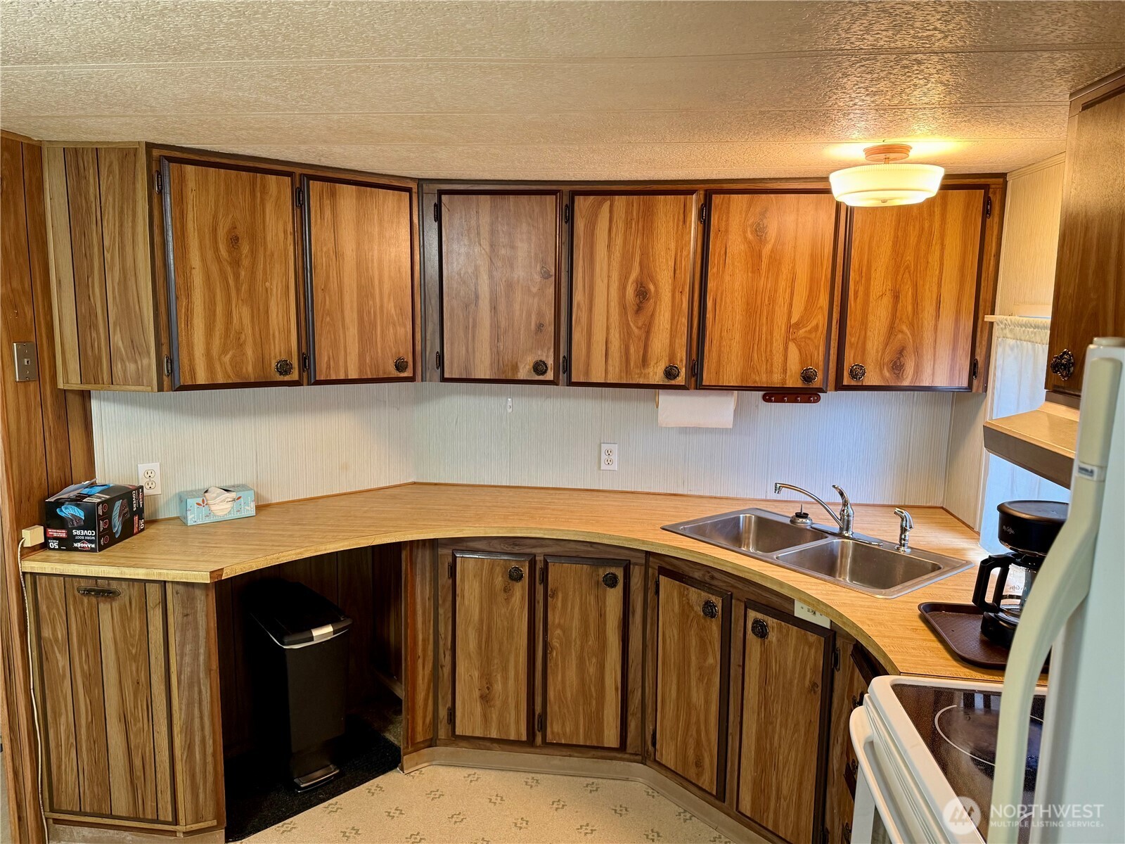 2400 Donovan Avenue Bellingham WA 98225